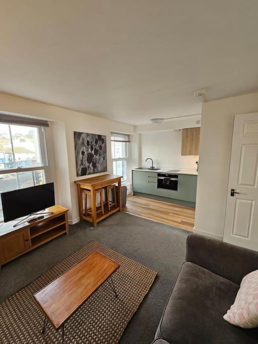 Beautiful And Bright !! Town/Harbour Apartment #1 Hikkaduwa Dış mekan fotoğraf